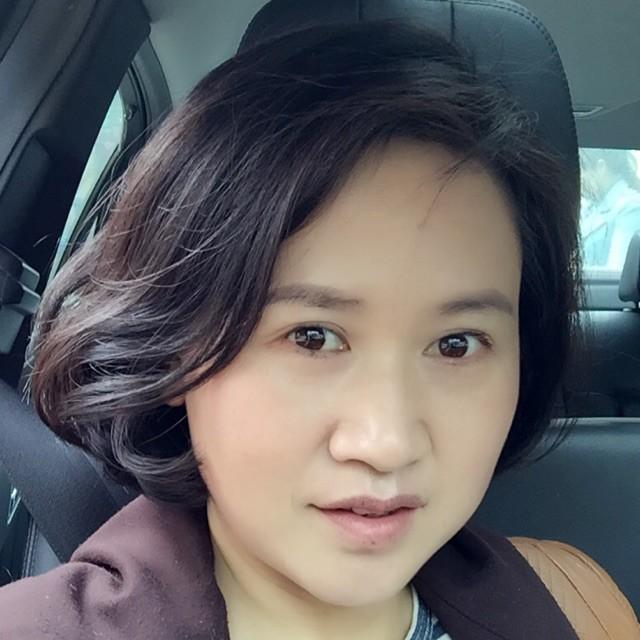 奈萘奈的照片