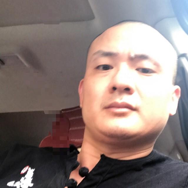 踏尘而起的照片