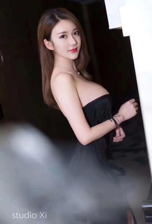 娜娜的照片