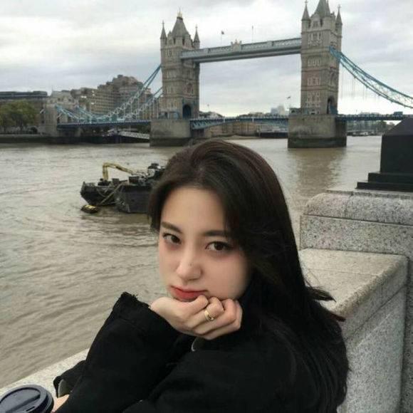 百合娇气的照片