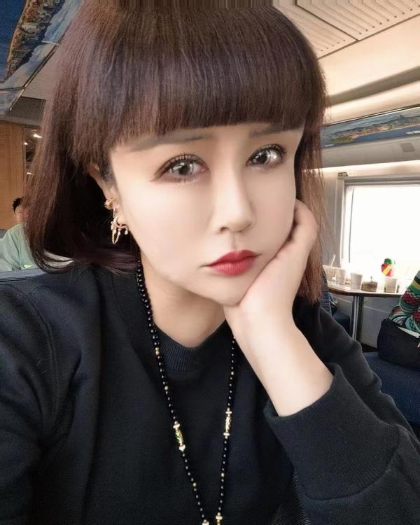 吖吖的照片