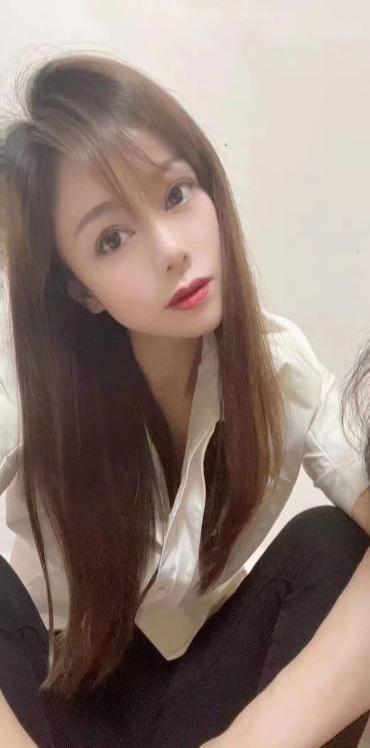 丽妮的照片