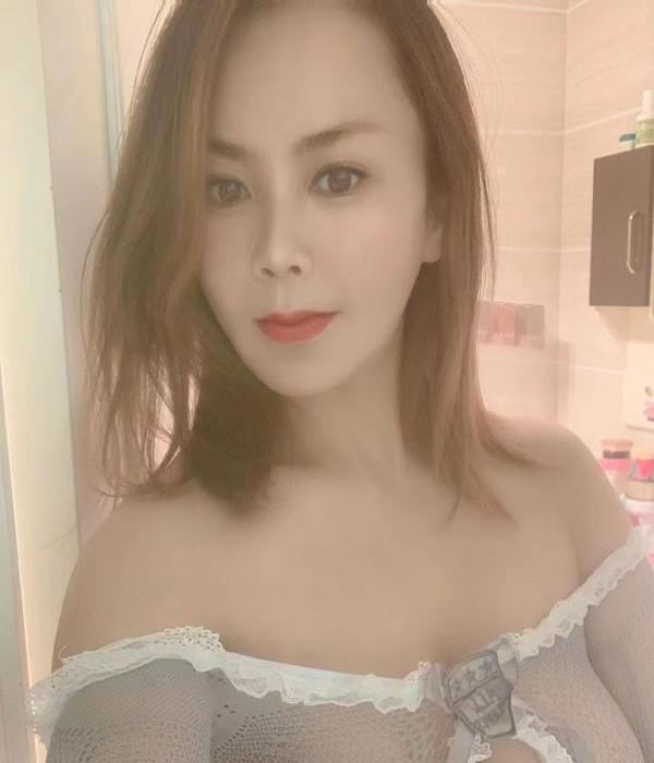 慕容千雪的照片