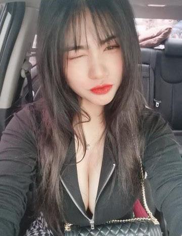 夜暧昧英的照片