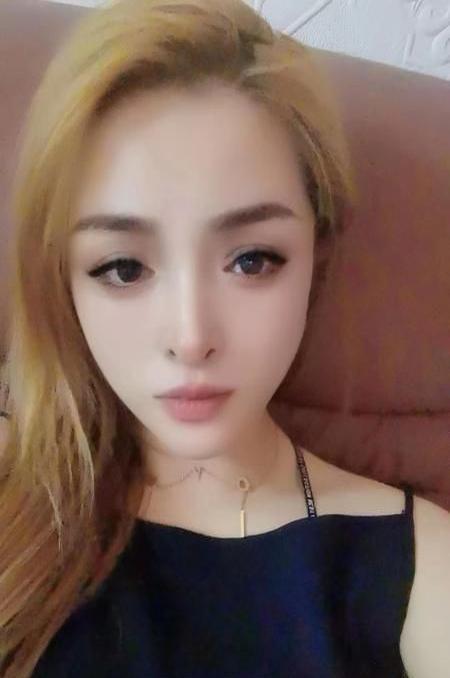 微笑甜甜的照片