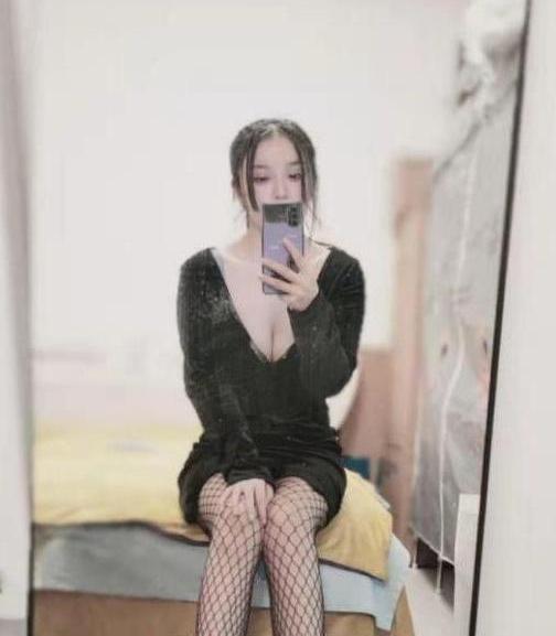 鸣儿的照片