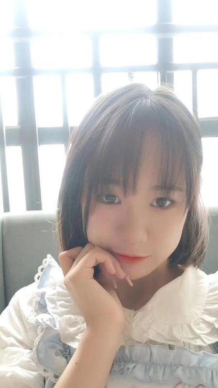 小西的照片