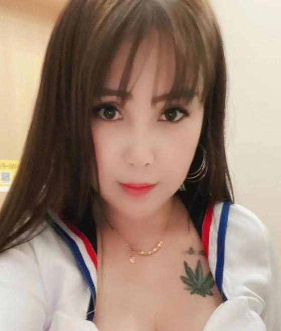 妮可不思议的照片