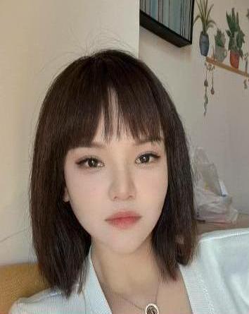 婉晴的照片