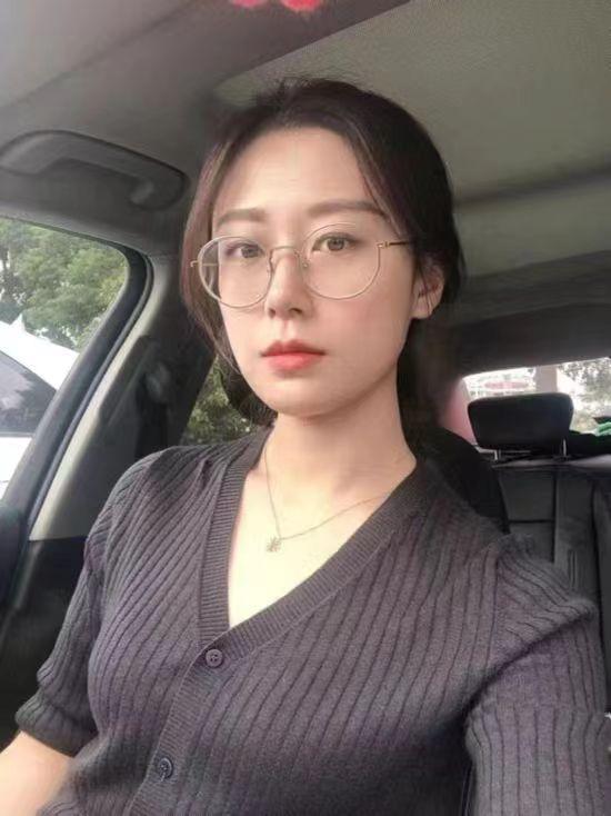 艾美丽的照片