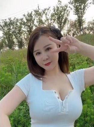 德思勤秀秀的照片