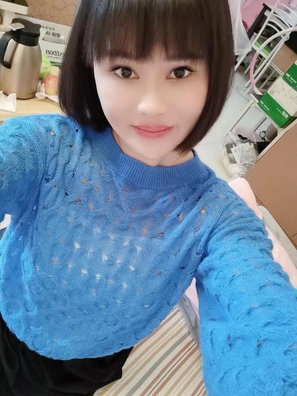 雨中幔布的照片