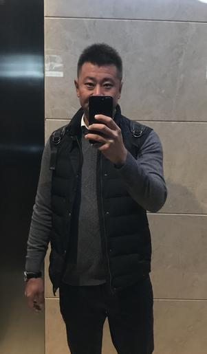 葛大怪的照片