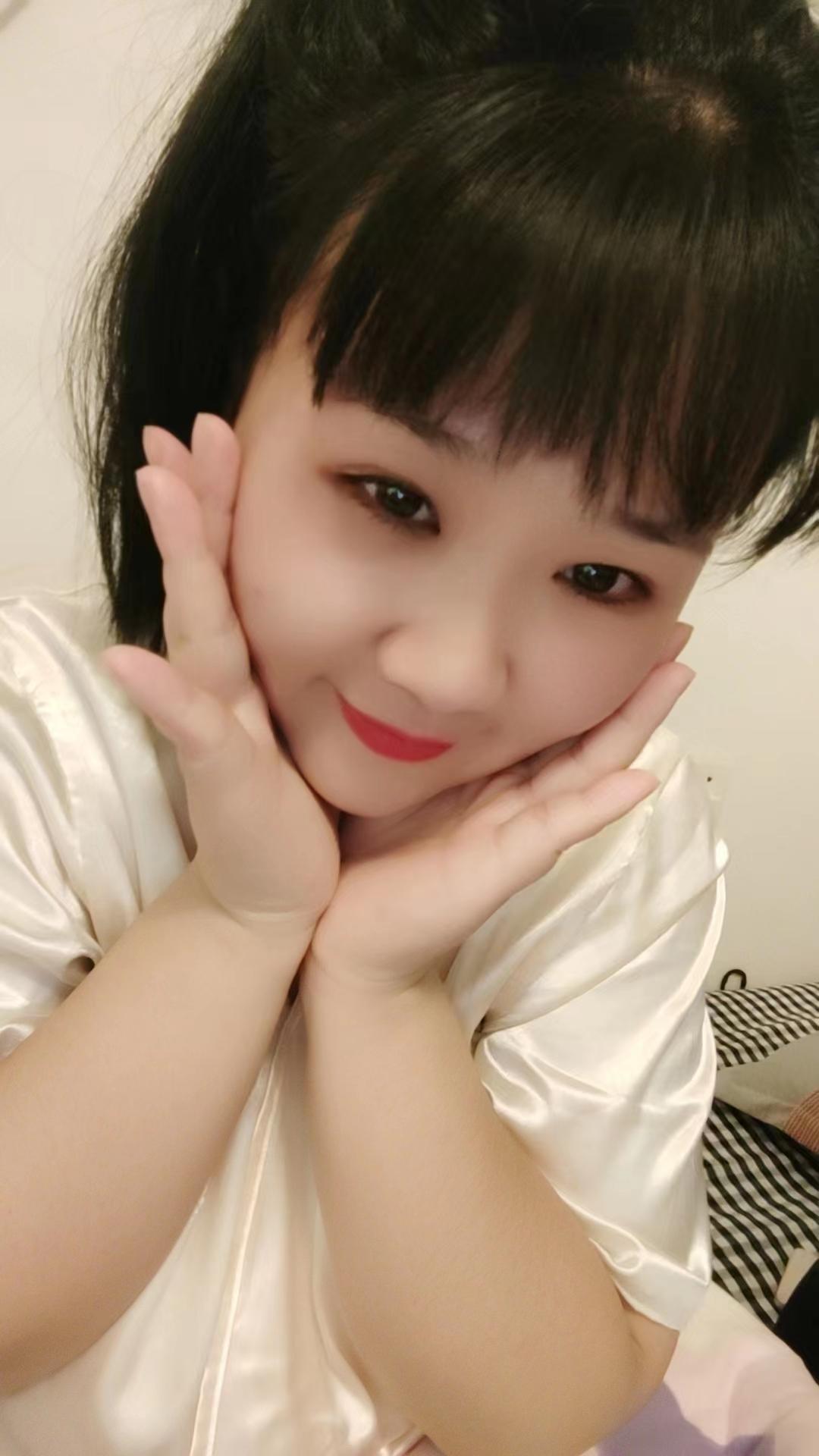 山里的妮子的照片