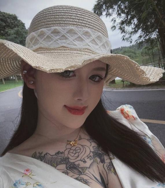 蔓蔓的照片