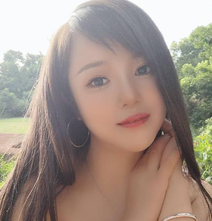 芳芳的照片