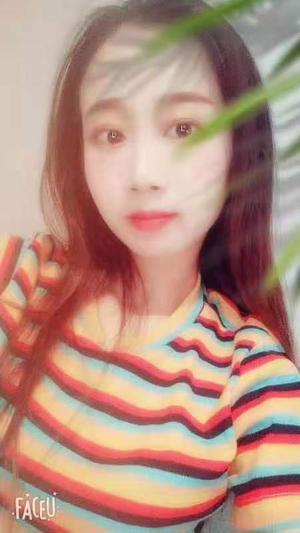 甜甜的照片