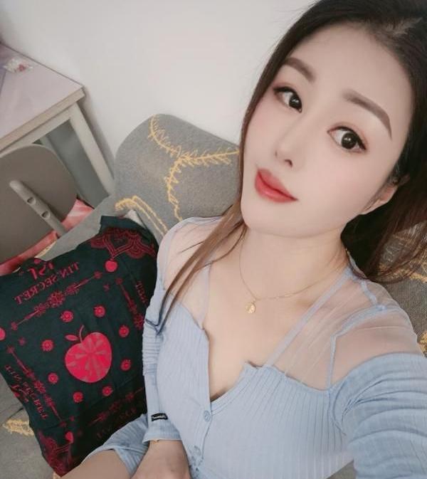 悦月的照片