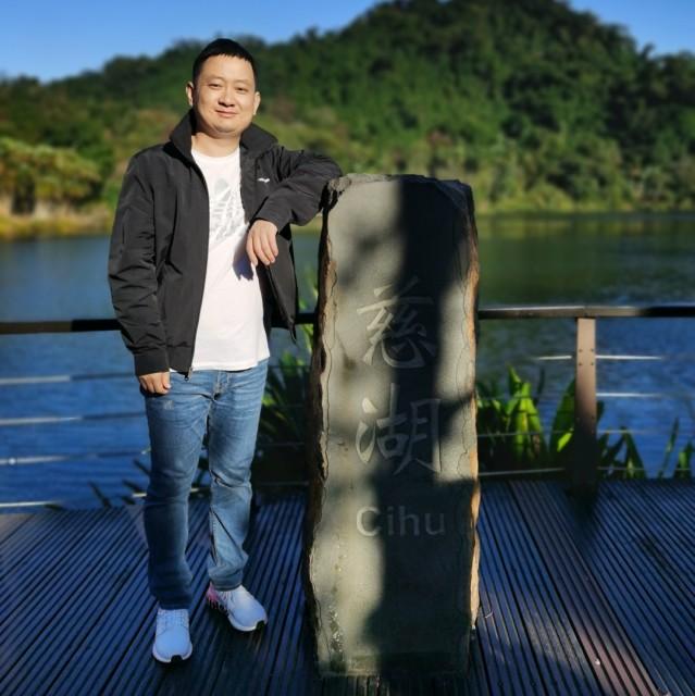 郝色的照片