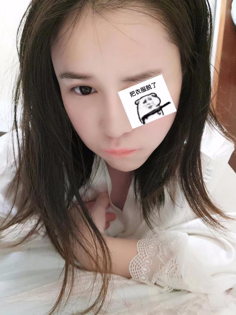 小圆脸的照片