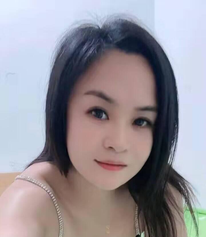 小薇的照片