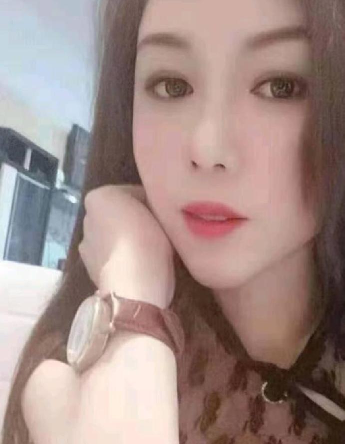 莱莱的照片