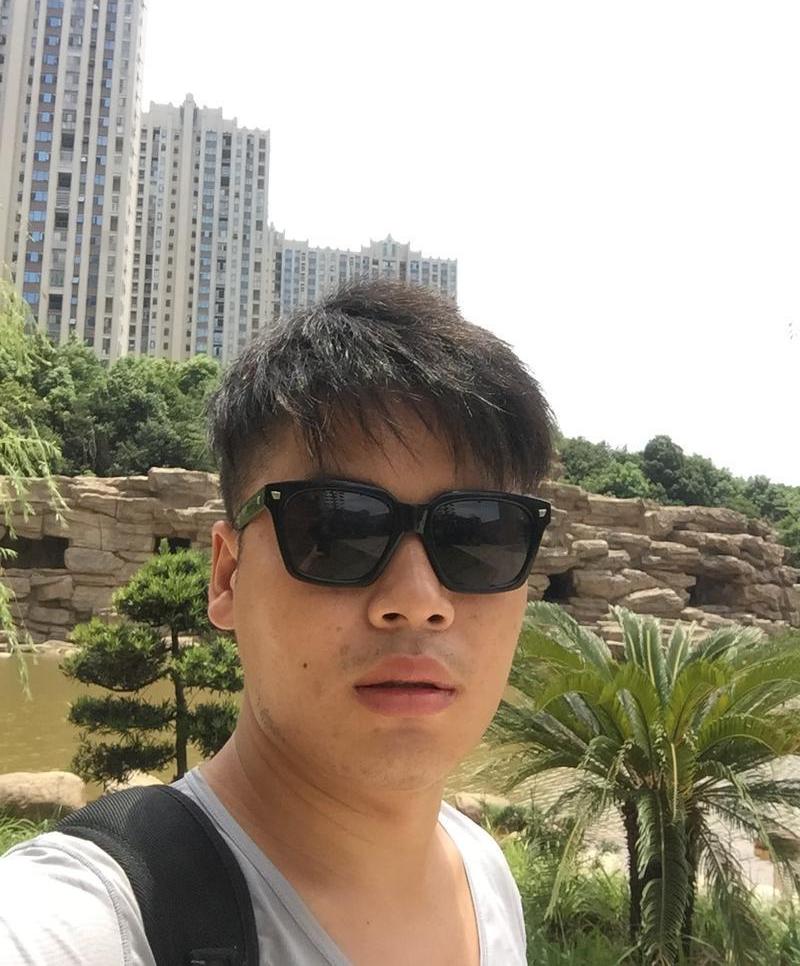 温暖欧巴的照片
