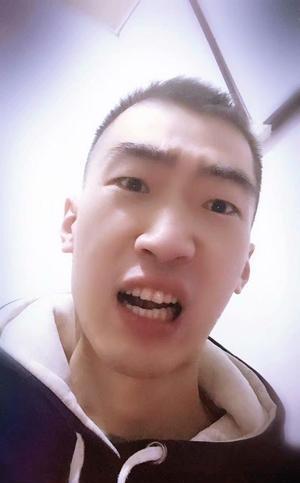 鲤鱼鲫鱼的照片