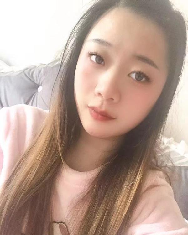 萝莉的照片