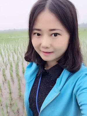 晴晴的照片