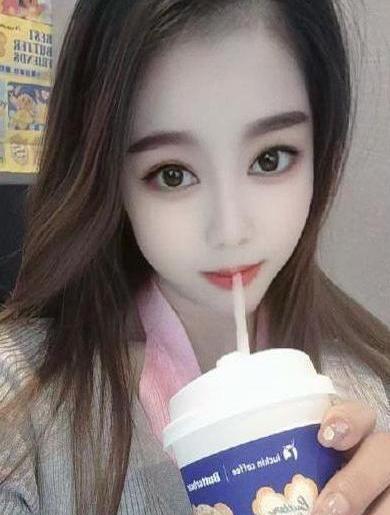 妖妖的照片