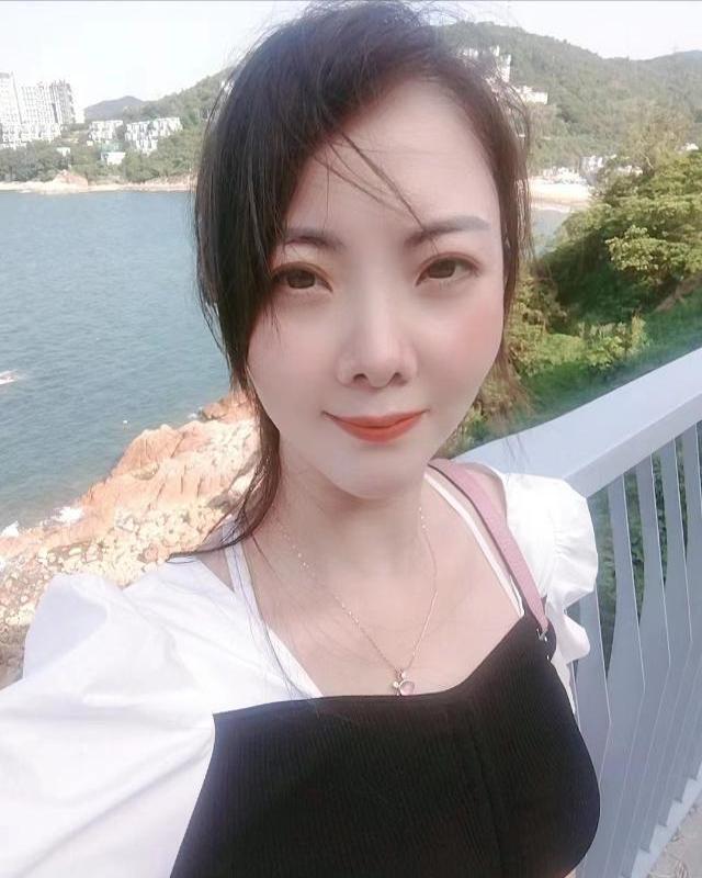 琳达的照片