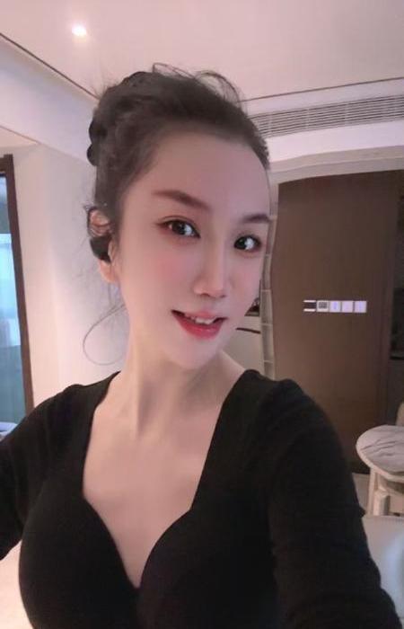 金运女神的照片