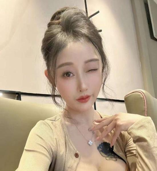 萧小妍的照片