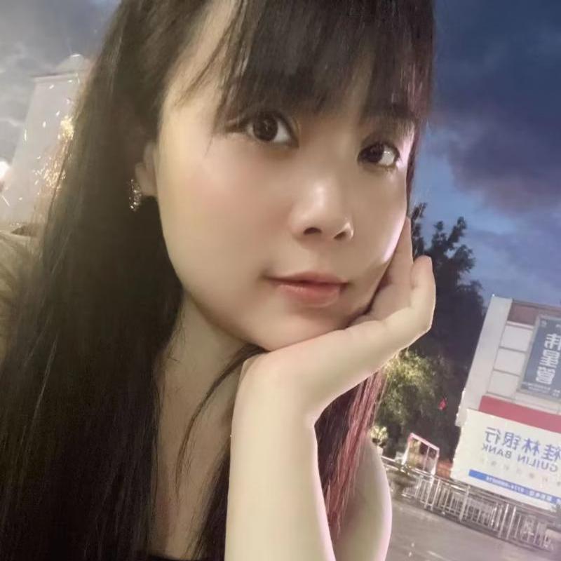 月儿的照片