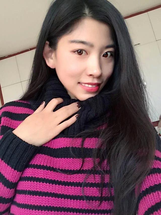 李艳的照片