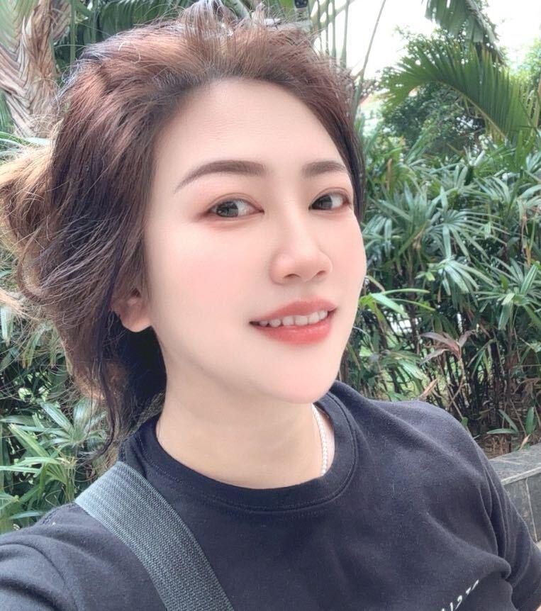 开心妞的照片