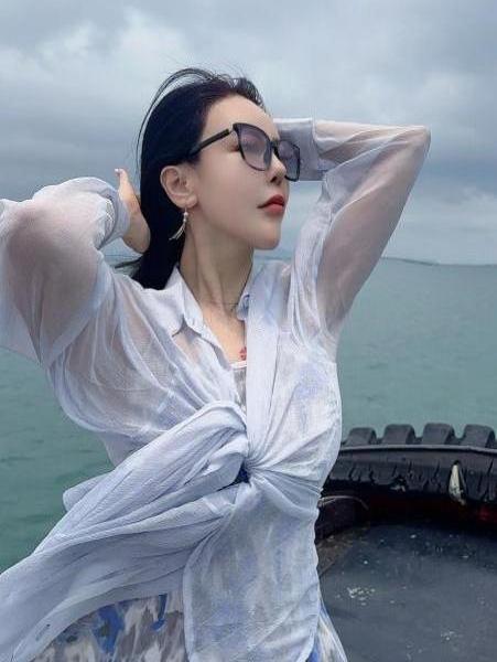 小桐的照片