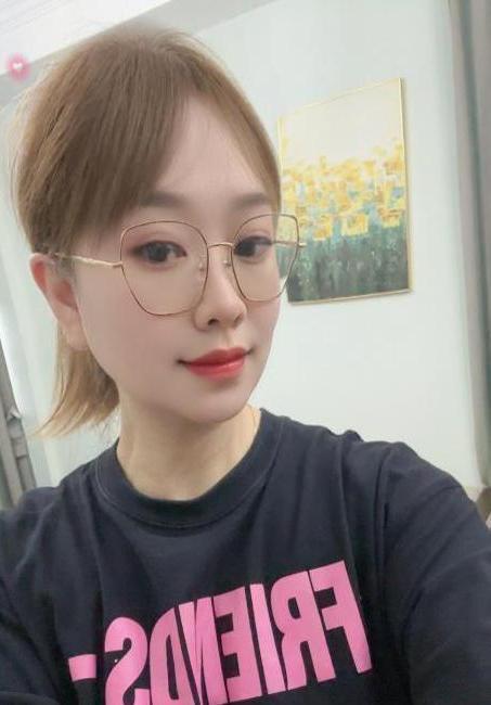 婉婉的照片
