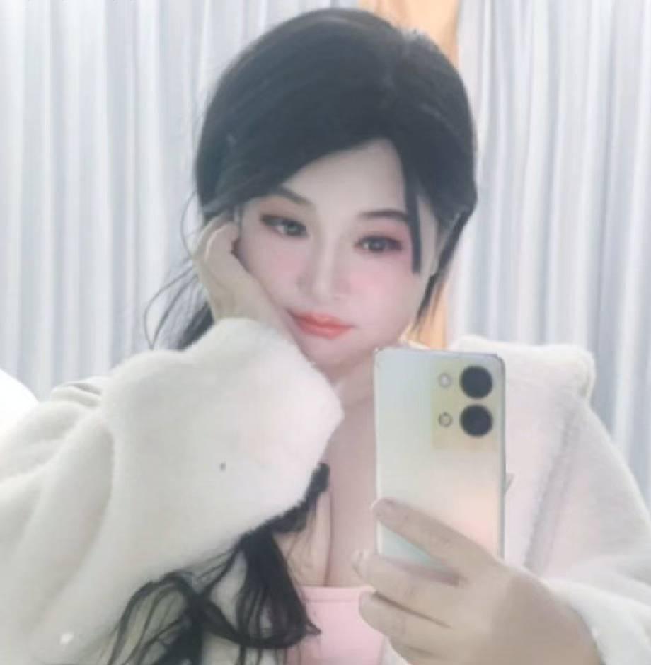 彩彩的照片