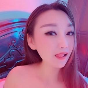 英子的照片