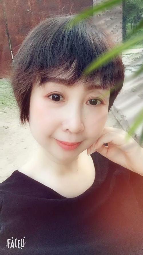 超乖小宝贝的照片