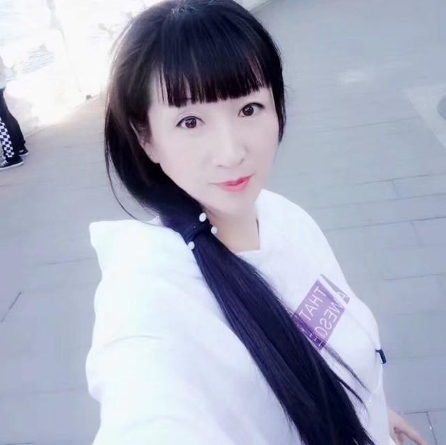 小丽的照片
