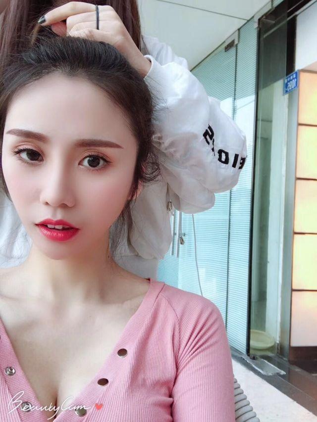 小暖的照片