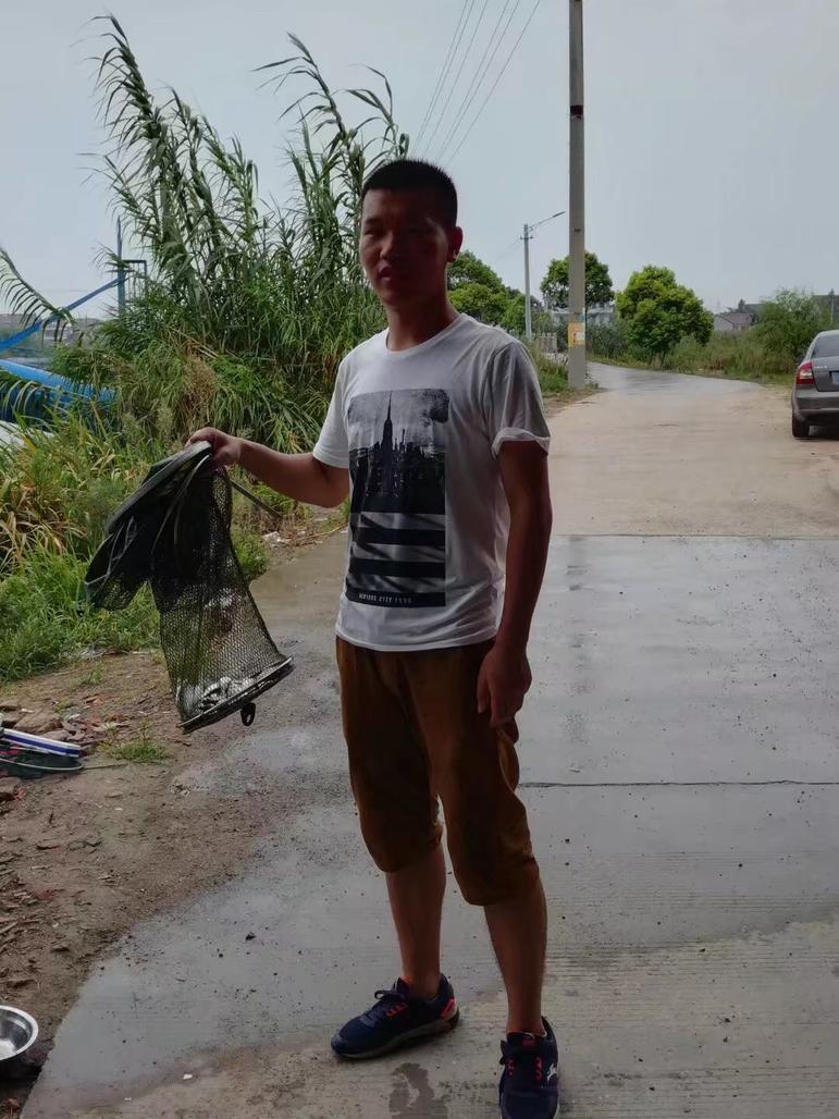 孙亮的照片