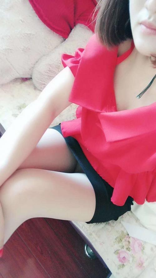 小戏子伊莎的照片
