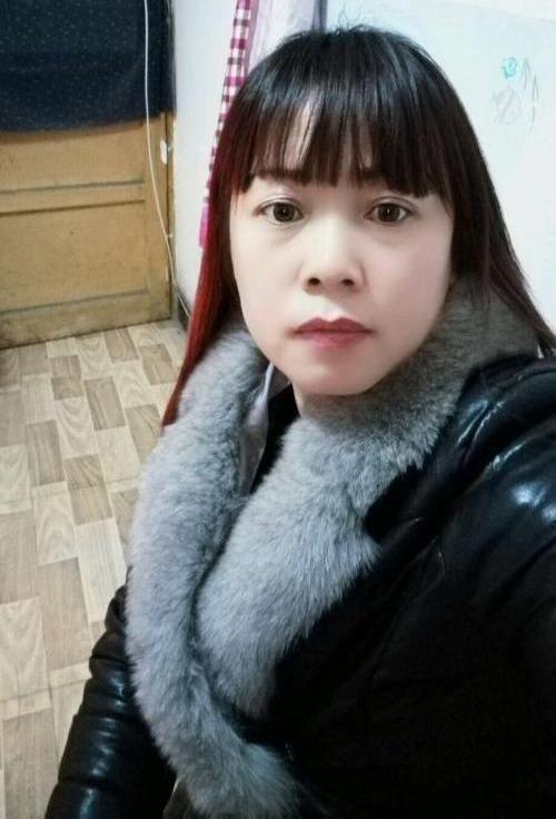 米娜的照片