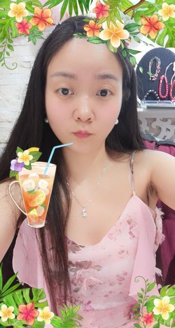 红薇染露的照片