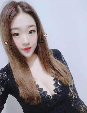 萧雅的照片