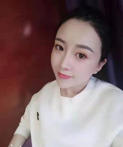 魔女晓颖的照片